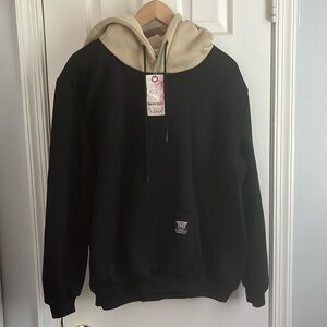 Macro Light NWT Black and Tan Hoodie-xl
